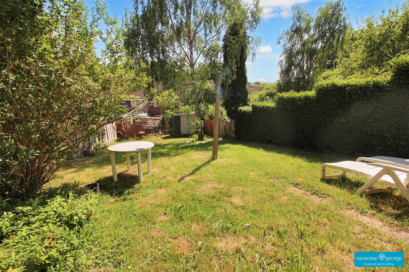 Birdhill Avenue, Reading